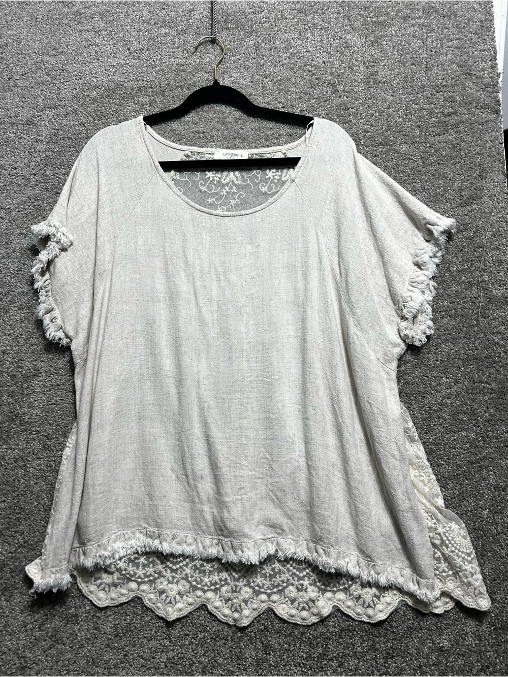 Umgee Woman’s Linen Lace Lined Tunic Top Blouse Plus Size 2XL